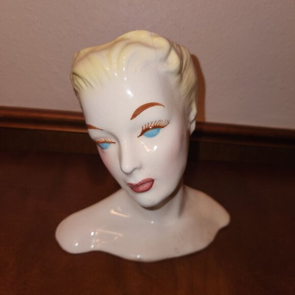 VTG Horton Ceramics Blonde Lady Head Vase Figurine Planter With Blue Eyes - Picture 1 of 15